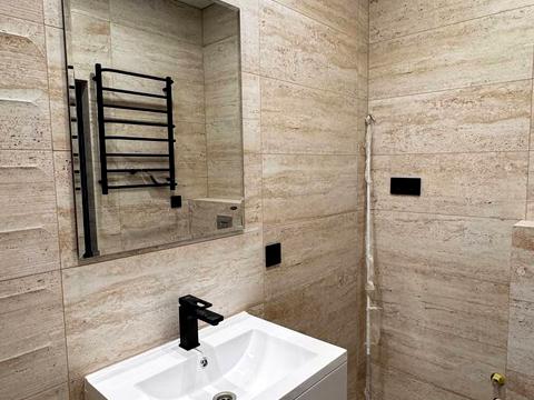 будинок за адресою Михайла Булгакова вул.