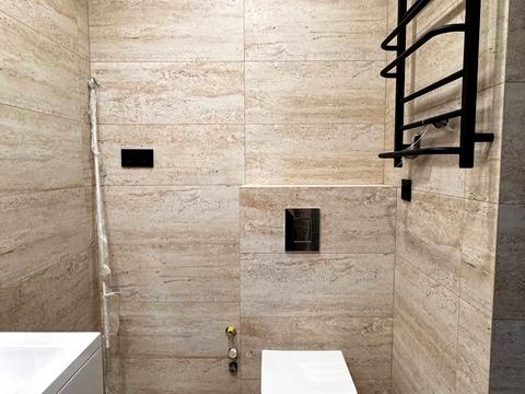 будинок за адресою Михайла Булгакова вул.