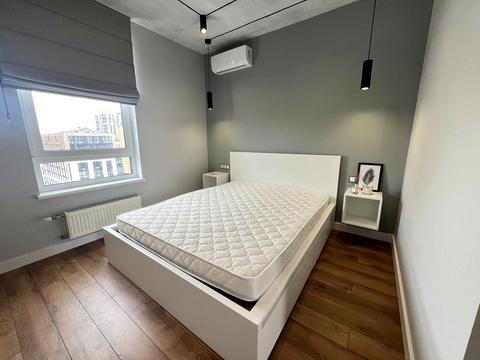 квартира за адресою Салютна вул., 2к2