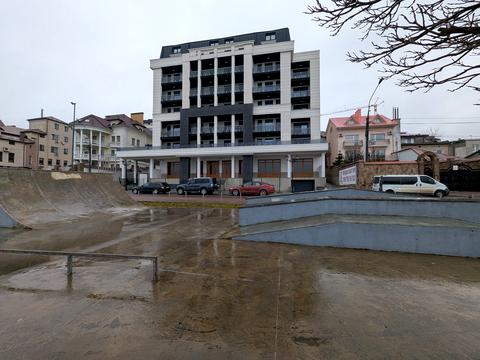 комерційна за адресою Білецька вул., 47