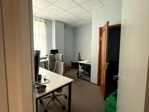 коммерческая по адресу Глубочицкая ул., 40у