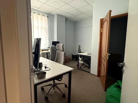 коммерческая по адресу Глубочицкая ул., 40у