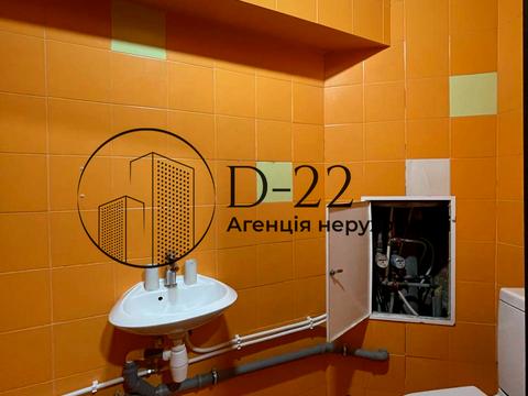 комерційна за адресою Басейна вул., 1/2а