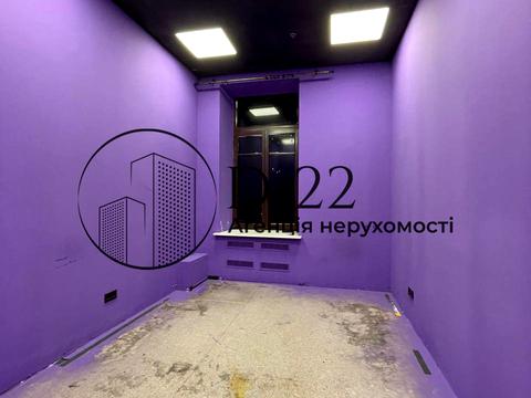 комерційна за адресою Басейна вул., 1/2а