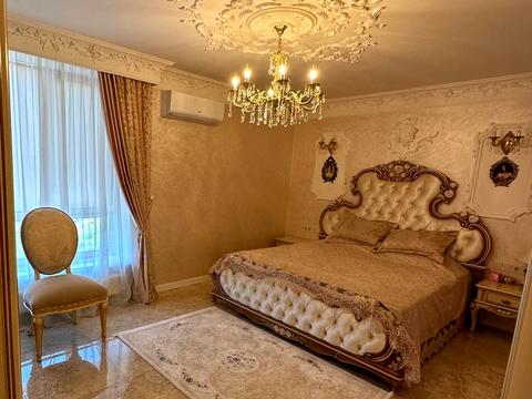 квартира за адресою Літературна вул. (Чехова), 11