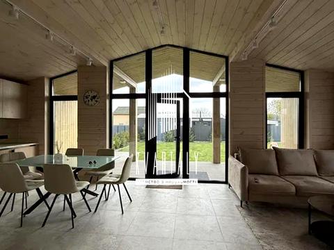 дом по адресу Соборна