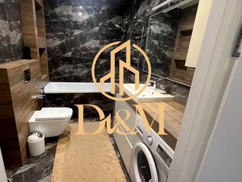 квартира за адресою Юнацька вул., 8