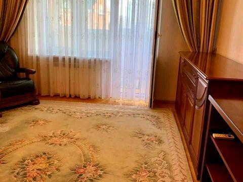 квартира за адресою Івана Мазепи вул. (Січневого Повстання), 12-Б