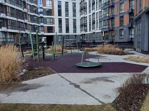 квартира по адресу Героев Майдана ул., 5