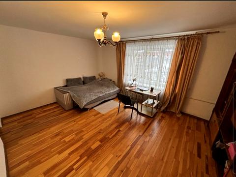 квартира за адресою Гната Хоткевича вул., 44/5