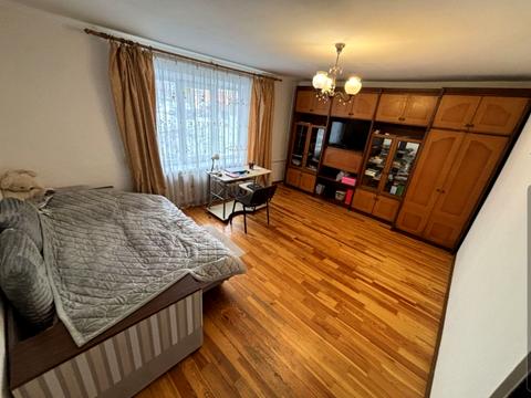 квартира за адресою Гната Хоткевича вул., 44/5