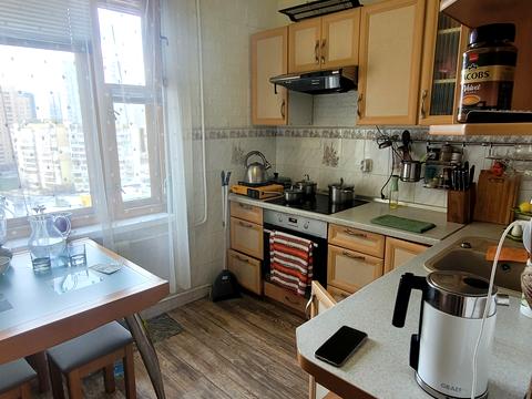 квартира за адресою Срібнокільська вул., 14