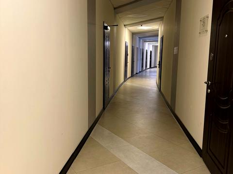 комерційна за адресою Костянтинівська вул., 75