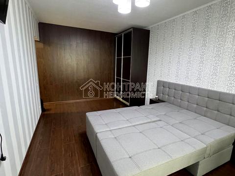 квартира за адресою Леся Сердюка вул. (Командарма Корка), 4