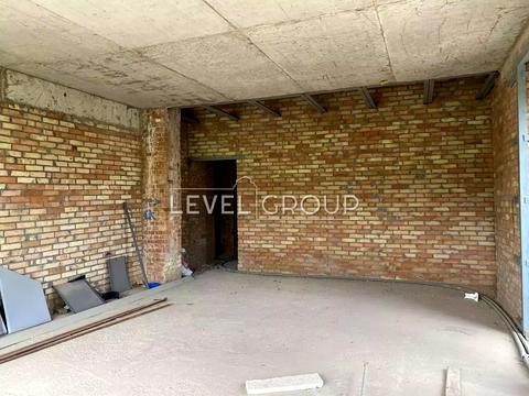 комерційна за адресою Кримська вул., 6