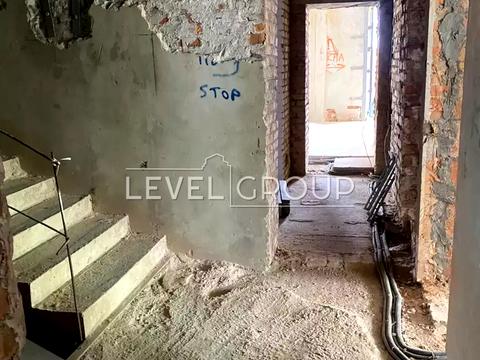 комерційна за адресою Кримська вул., 6