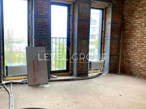 комерційна за адресою Кримська вул., 6