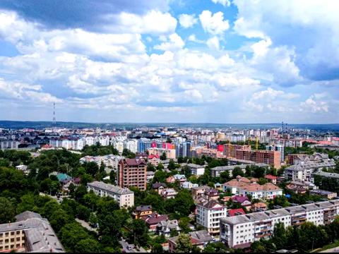 квартира за адресою Чорновола вул., 153