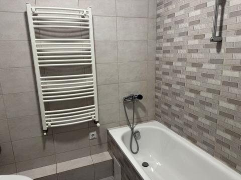 квартира за адресою Берегова вул., 18