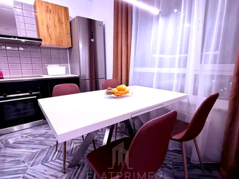 квартира за адресою Джона Маккейна вул. (Івана Кудрі), 7