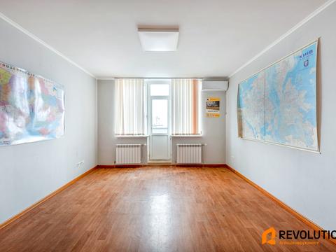 комерційна за адресою Бориса Гмирі вул., 4