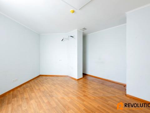 комерційна за адресою Бориса Гмирі вул., 4