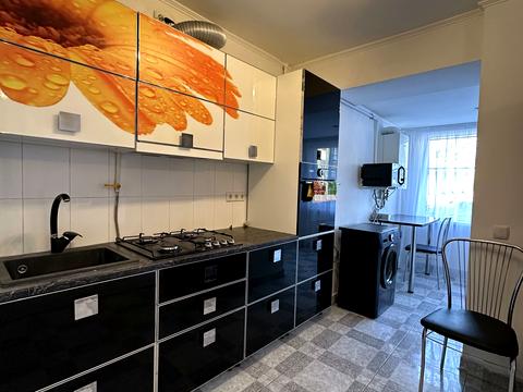 квартира за адресою Євгена Коновальця вул., 34