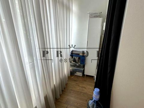 комерційна за адресою Радистів вул., 34-Д