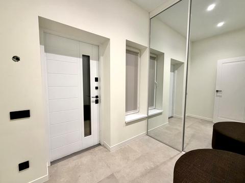 будинок за адресою Івасюка