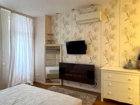 квартира за адресою Миколи Міхновського бульв. (Дружби народів), 14-16