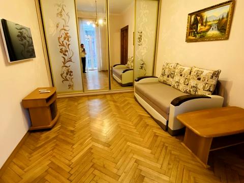 квартира по адресу Поповича ул., 6а