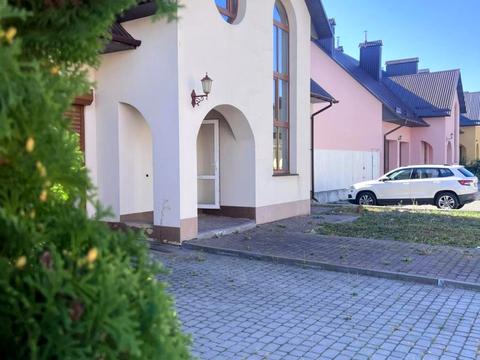 будинок за адресою с. Грузевиця, Лесі Українки, 68