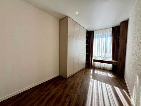 будинок за адресою Володимира Івасюка вул., 34