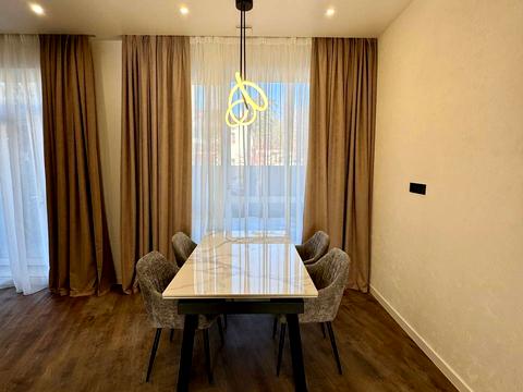 будинок за адресою Володимира Івасюка вул., 34