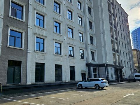 коммерческая по адресу Николая Михновского бульв. (Дружбы народов), 19-А