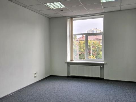 коммерческая по адресу Николая Михновского бульв. (Дружбы народов), 19-А