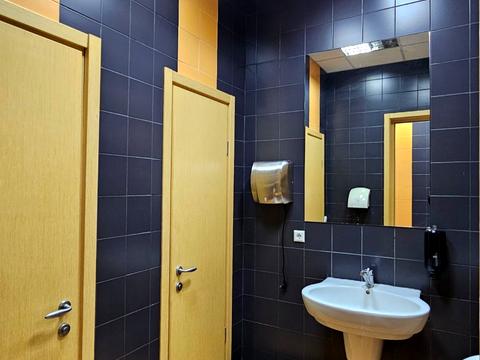 коммерческая по адресу Николая Михновского бульв. (Дружбы народов), 19-А