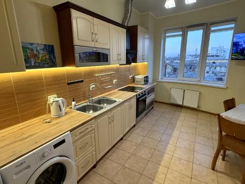 квартира за адресою Пантелеймонівська вул., 88/1