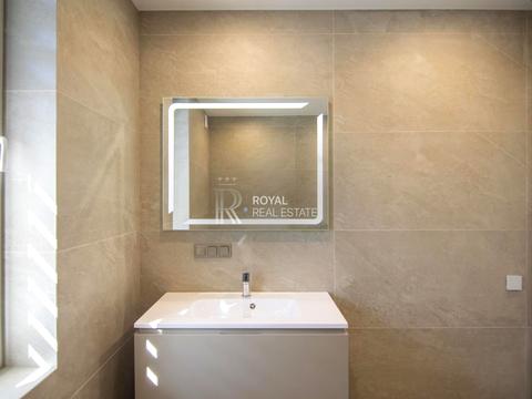 будинок за адресою с. Бортники, фаріка дел