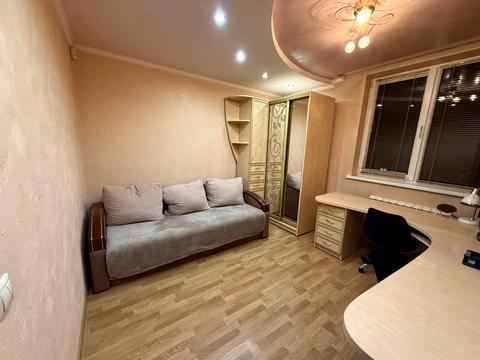 квартира за адресою Мирослава Скорика вул. (Василя Сурикова), 3