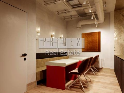 комерційна за адресою Буслівська вул., 12