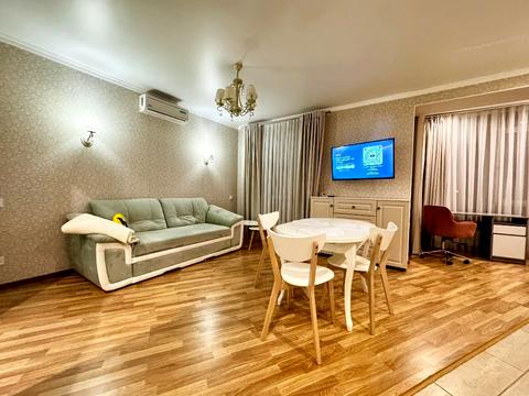 квартира по адресу Левка Лукʼяненка ул. (Василия Жуковского), 16, 18, 20, 24