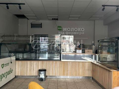 комерційна за адресою Лесі Українки бульв., 34