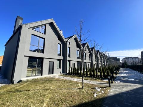 дом по адресу Евгения Патона ул.