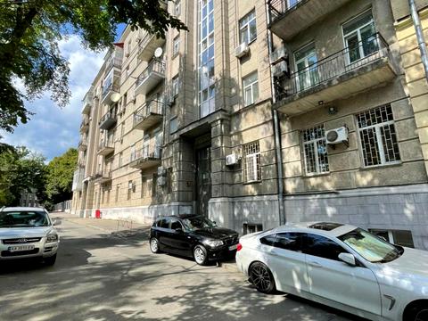 комерційна за адресою Івана Козловського пров., 5