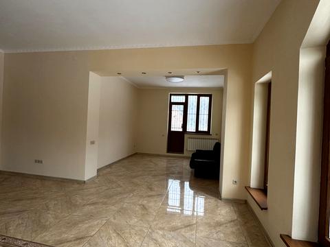 будинок за адресою озерна