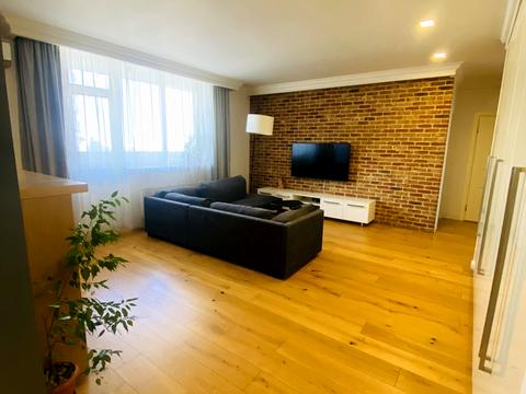 квартира за адресою Авіаконструктора Ігоря Сікорського вул. (Танкова), 1