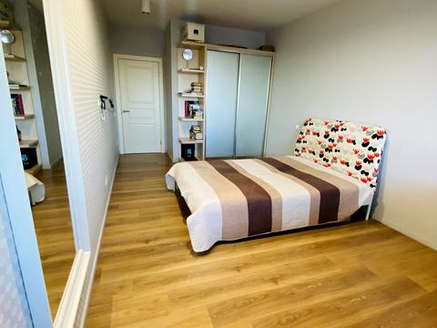 квартира за адресою Авіаконструктора Ігоря Сікорського вул. (Танкова), 1