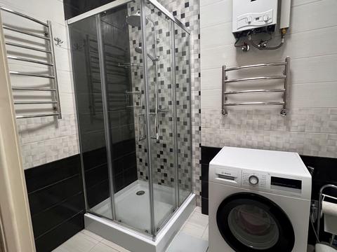 квартира за адресою Соборний просп. (Леніна), 182