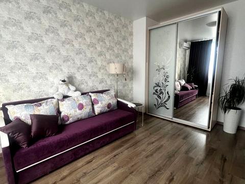 квартира за адресою Захисників України вул. (1-го Травня), 42